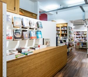 Boekenwinkel op maat - Hout en staal