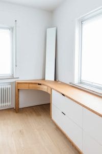 Custom made curved dressing and dressing table - Wood and steel
