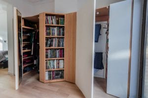 Custom-made dressing room and bookcase - Wood and steel