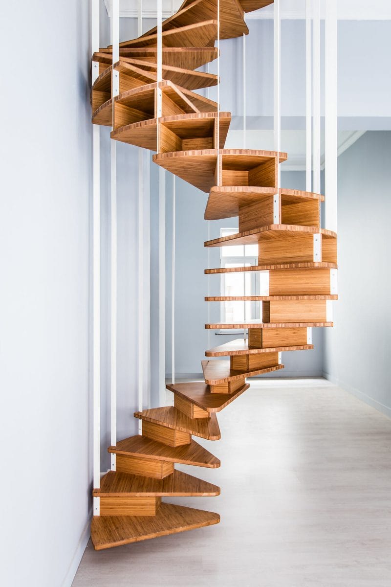 Escalier, colimaçon, bois massif, acier, métal, sur-mesure, design
