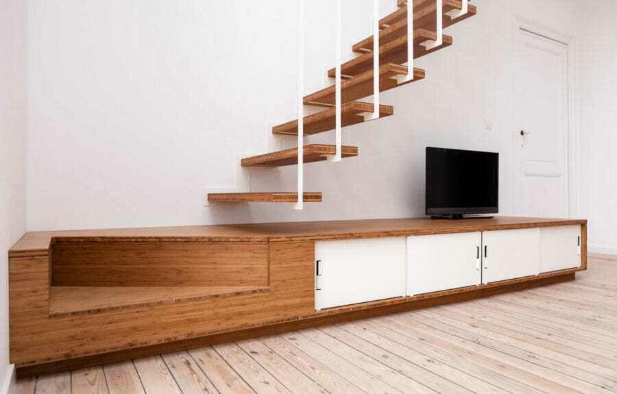 Escalier, rambarde, meuble TV, bois massif, acier, métal, sur-mesure, design