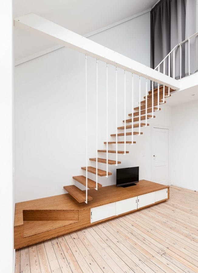 Escalier, rambarde, meuble TV, bois massif, acier, métal, sur-mesure, design